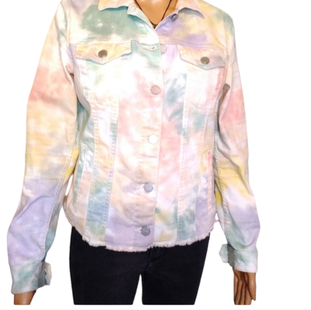 🌸Adorable new multicolored Jordache cropped jean jacket 🌸